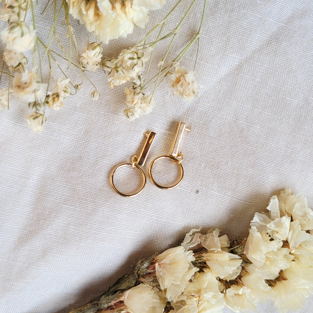 Queen Earrings